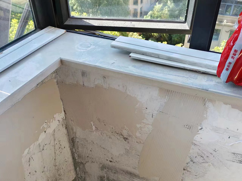 老舊書房墻皮脫落翻新多少錢？神宮天巧“揭秘”舊墻翻新價格真相(圖2)